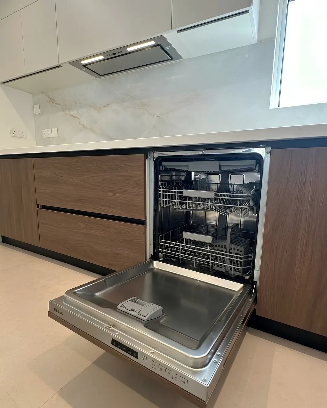 Nad Al Sheba Villa — Kitchen - Image 15