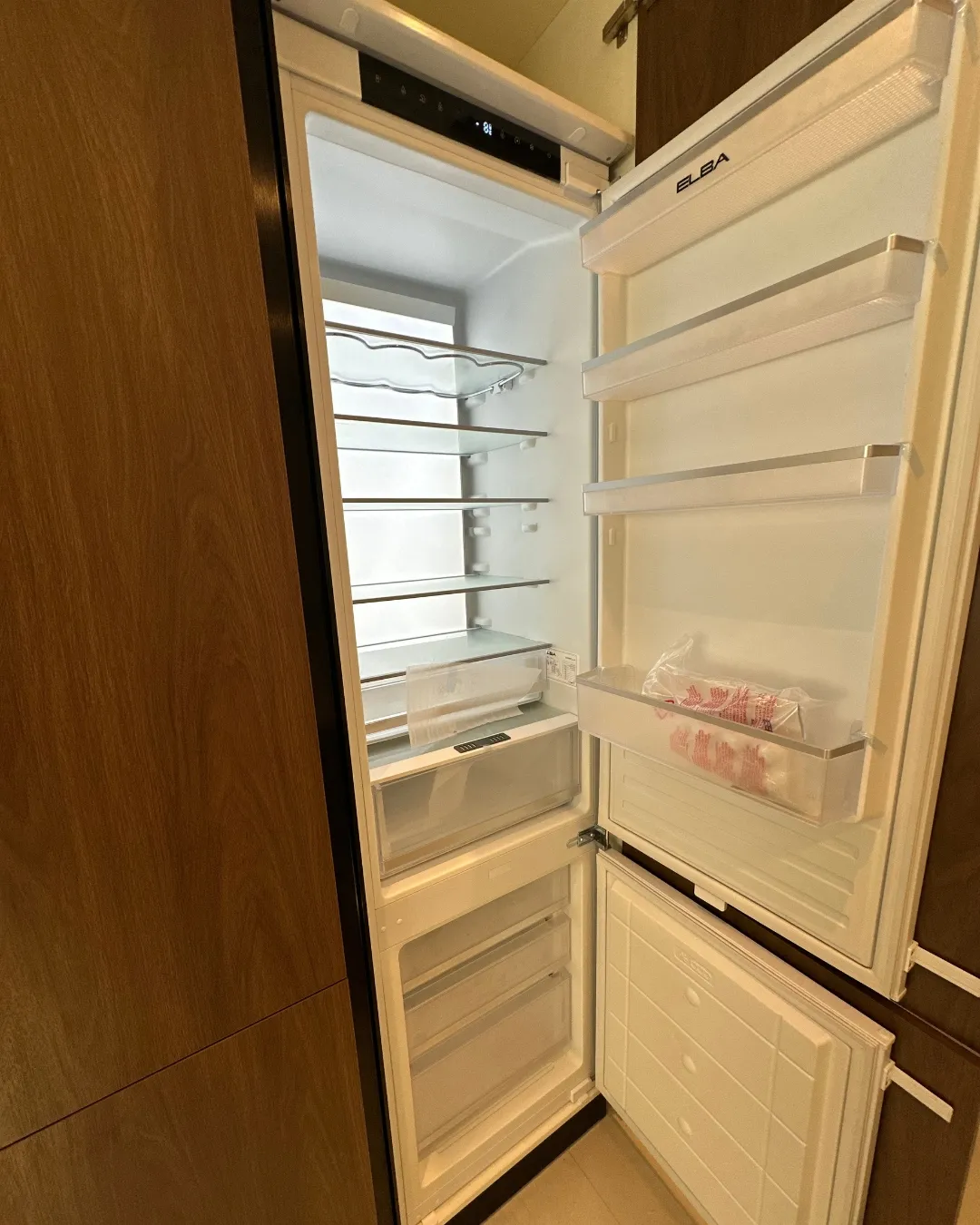Nad Al Sheba Villa — Kitchen - Image 21