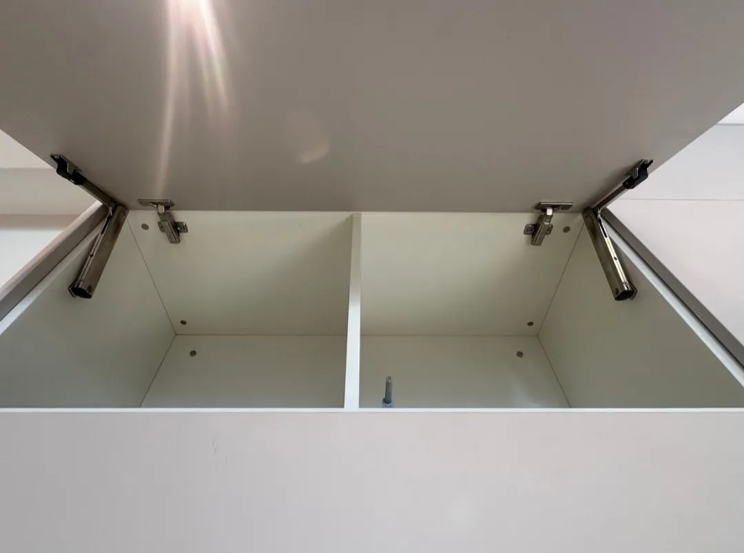 Nad Al Sheba Villa — Kitchen - Image 22